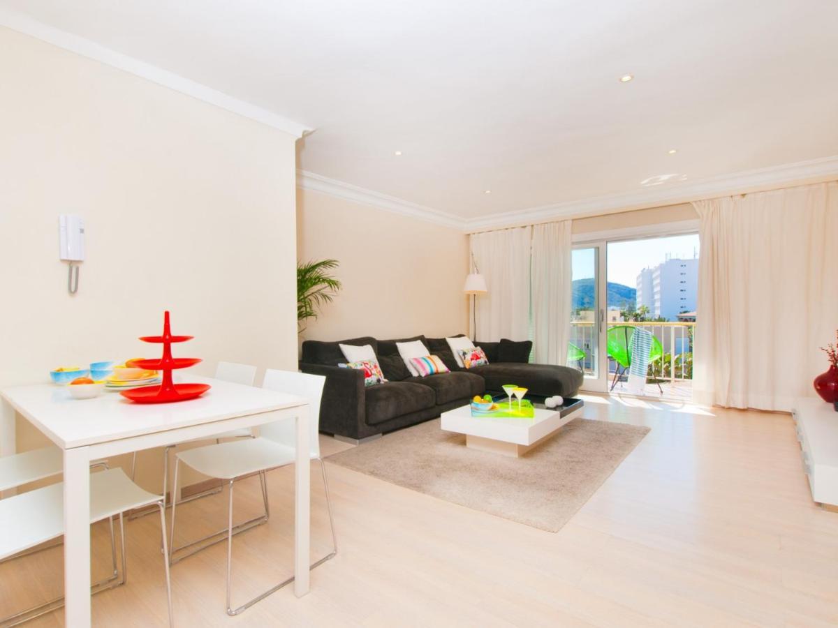 Apartment Corales De Mar, At Alcudia Beach Екстер'єр фото