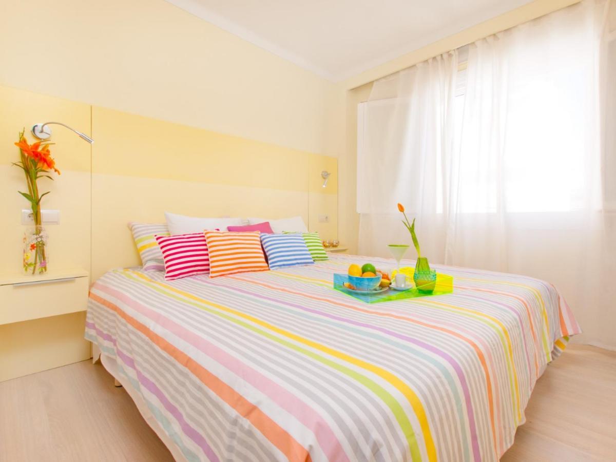 Apartment Corales De Mar, At Alcudia Beach Екстер'єр фото